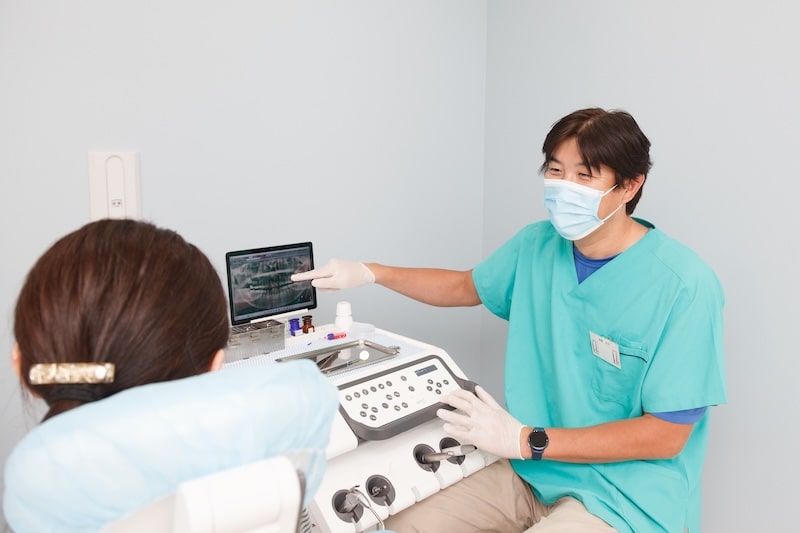 当院で行う虫歯治療：当院ではなるべく抜かずに治療することを方針としています。